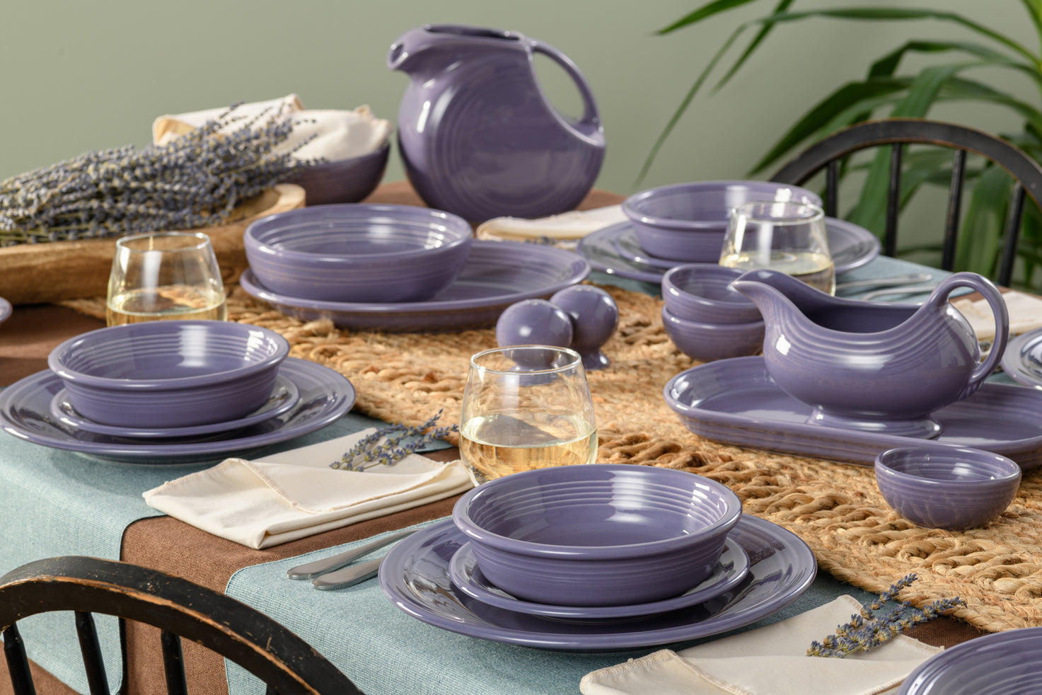 Lavender Classic Rim 3-Piece Dinnerware Set. Service for 1 - Image 2